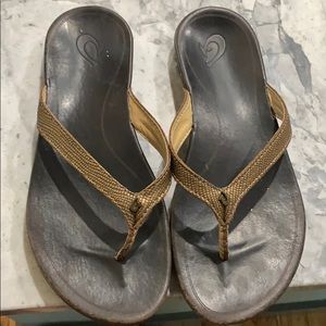 Olukai sandals